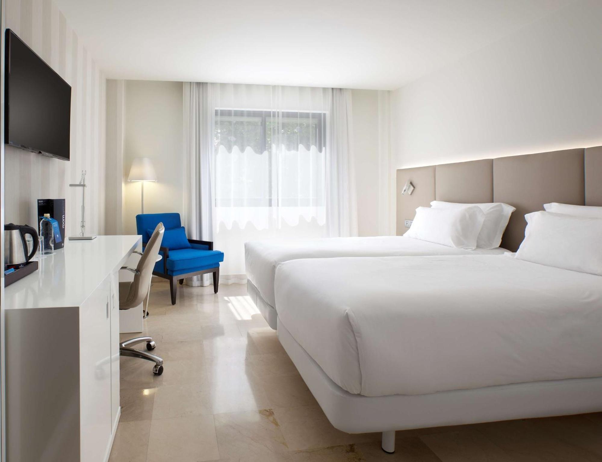 Nh Ciudad De Santander Hotel Exterior photo