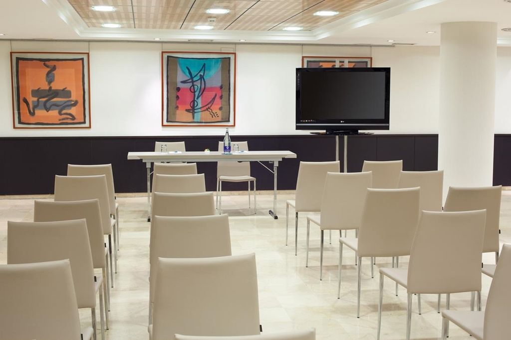 Nh Ciudad De Santander Hotel Facilities photo